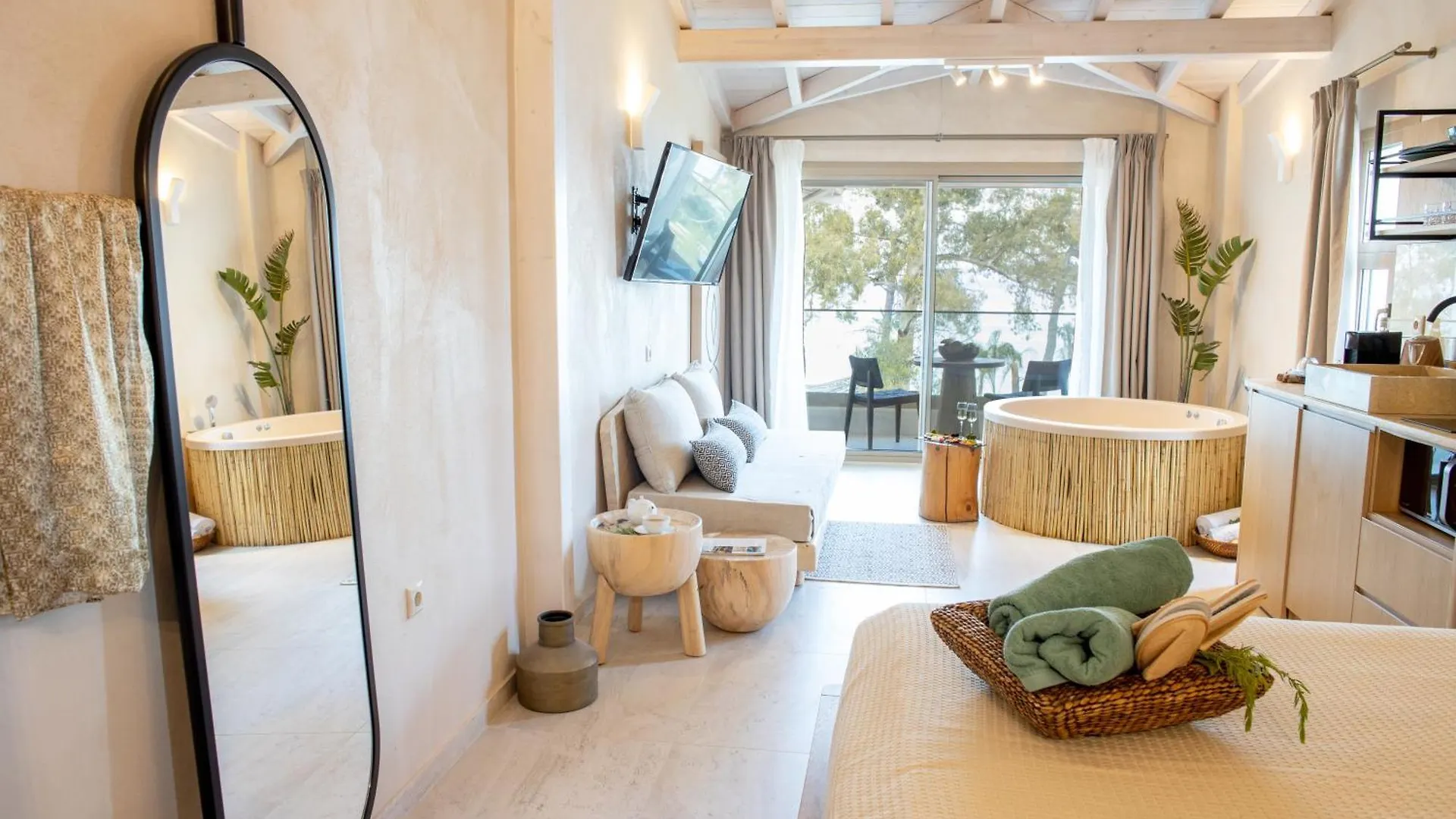 Mako Sea & Suites Pefkochori 0*,  Greece