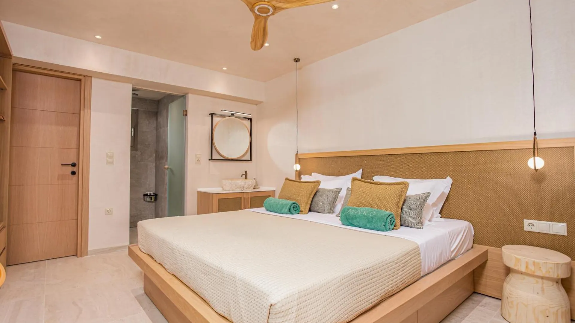 Mako Sea & Suites Pefkochori Apartment